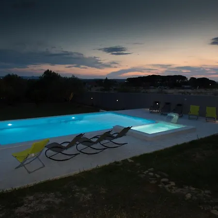 Dubis House Domek letniskowy Zadar