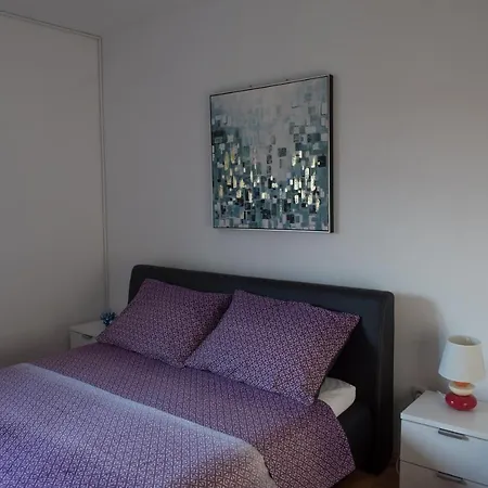 بيت خشبي Dubis House *